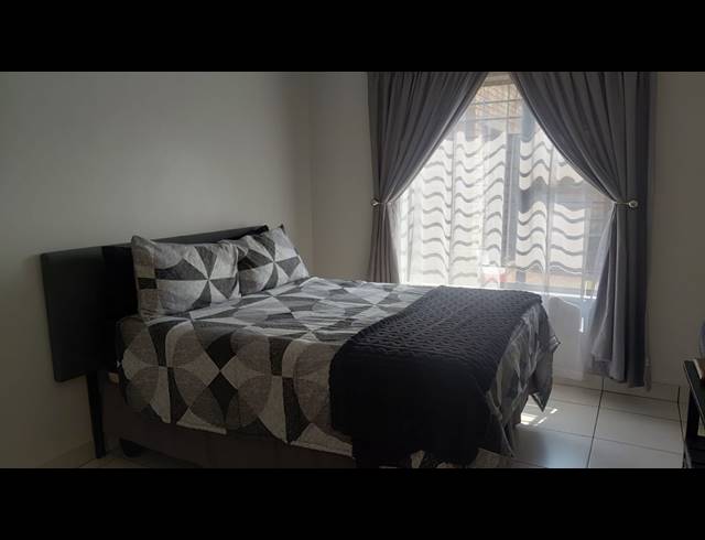 3 BEDROOM FREESTANDING FOR SALE IN DENNEOORD